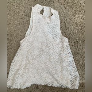 🎀3/$25🎀 Hollister size small off-white lace top.  Adorable‼️